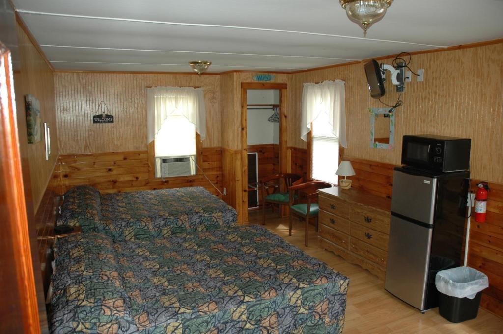 Channel Waterfront Cottages 위어스비치 객실 사진