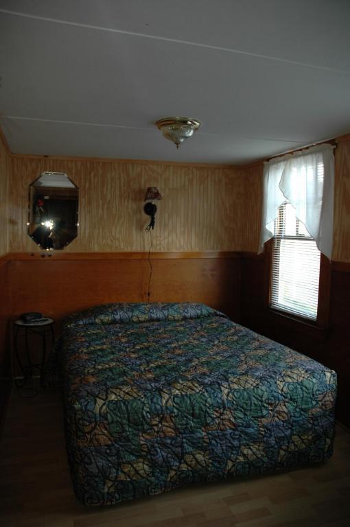 Channel Waterfront Cottages 위어스비치 객실 사진