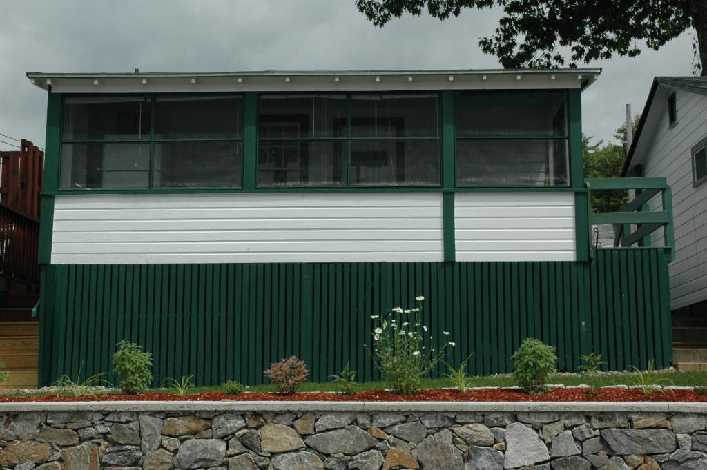 Channel Waterfront Cottages 위어스비치 객실 사진