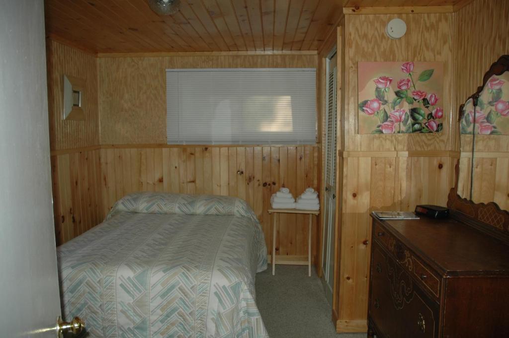 Channel Waterfront Cottages 위어스비치 객실 사진